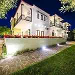 Nefeli Fresh By Del Mare 2*